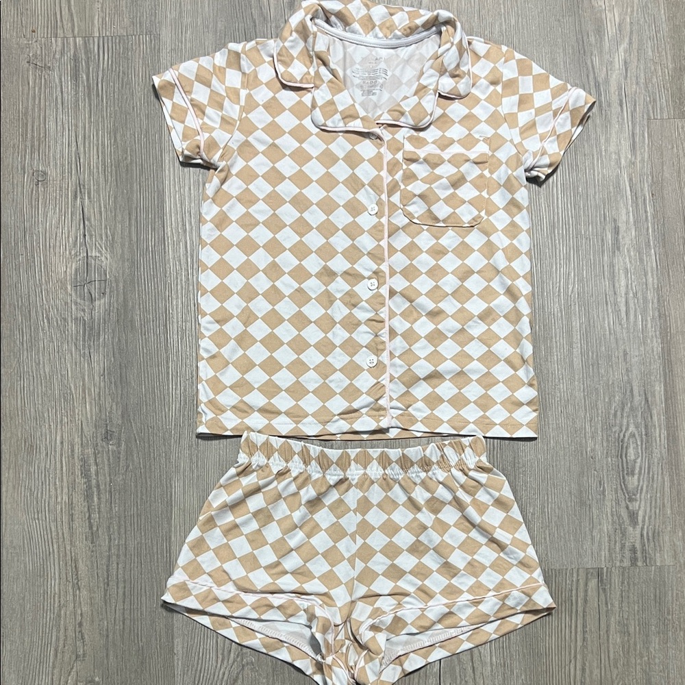 Tahari Kids Tan and White Checkered Pajama Set